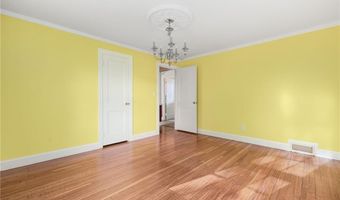 2 Preserved Arnold Ct, Lincoln, RI 02865