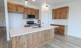 2991 Sydney, Ammon, ID 83401