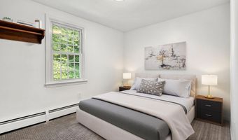41 Gault Rd, Bedford, NH 03110