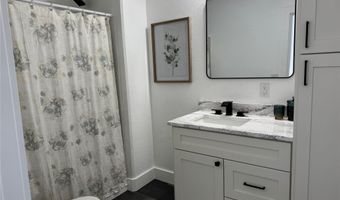 100 8th St, Adair, IA 50002