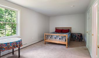 633 Beauty Hill Rd, Barnstead, NH 03218