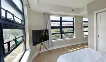 1111 ORREN St NE 300, Washington, DC 20002