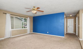 4105 Harris St, Ames, IA 50014