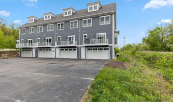 631 Greenslate Dr SE, Ada, MI 49301