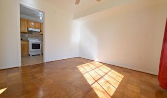 656 AZALEA Dr 4-656, Rockville, MD 20850
