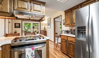 1402 NW K St, Bentonville, AR 72712
