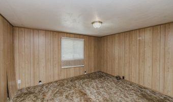 10582 Dennett Rd, Augusta, KS 67010