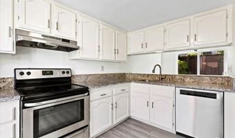 140 E El Norte Pkwy 3, Escondido, CA 92026