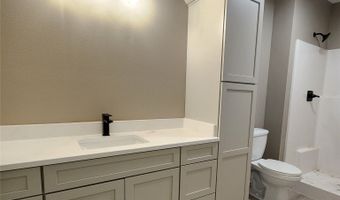2912 NW Fairfield Ct, Ankeny, IA 50023