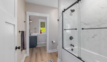 9410 Sanborn Ave SE, Alto, MI 49302