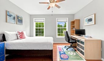 637 CHATSWORTH Dr, Ambler, PA 19002