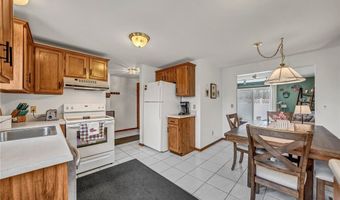 553 Burroughs Dr, Amherst, NY 14226