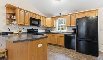 7 Brenton Ln, Barnstead, NH 03225