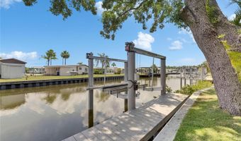 6532 SIMONE SHORES Cir, Apollo Beach, FL 33572