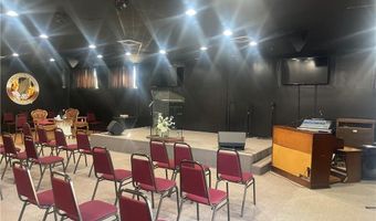 9 Maplewood Ave, Bloomfield, CT 06002