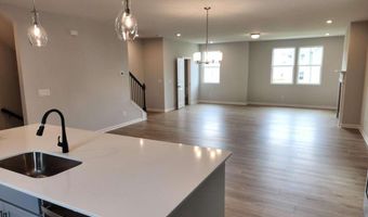 821 York, Acworth, GA 30102