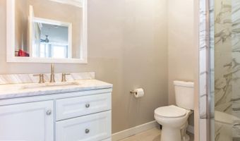59 R St NE 2, Washington, DC 20002