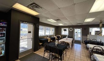 304 S Market St, Alton, MO 65606