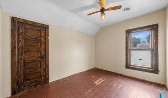 150 N Oak Ave, Bridgewater, SD 57319