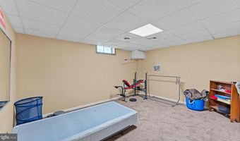 5 WATERWHEEL Cir, Dover, DE 19901
