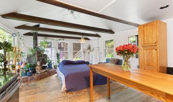 25-27 Gingko Ln, Brattleboro, VT 05301