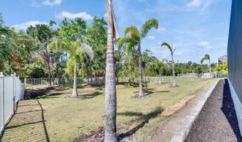 706 Manns Harbor Dr, Apollo Beach, FL 33572