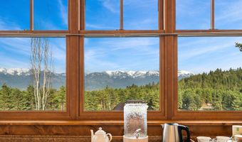310 Rocky Woods Ln, Bigfork, MT 59911