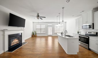 34 Auburn Woods, Auburn, GA 30011