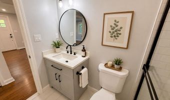 28 S Cliff St, Ansonia, CT 06401