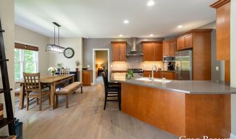 1995 Knollpoint Dr NE, Ada, MI 49301