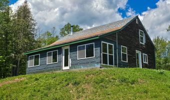 990 W Daniels Rd, Albany, VT 05820