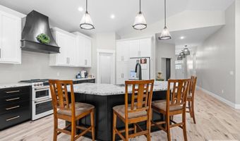 2020 Cromwell Ln, Blackfoot, ID 83221