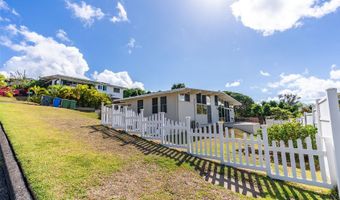 99-1019 Lauole St, Aiea, HI 96701