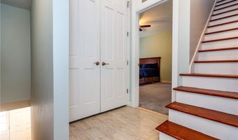 3976 Post Rd, Warwick, RI 02886
