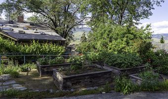 1320 Prospect St, Ashland, OR 97520
