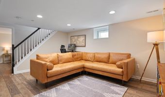 907 MONROE St, Annapolis, MD 21403