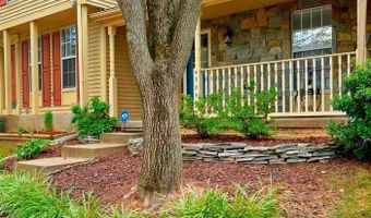43855 CHLOE Ter, Ashburn, VA 20147