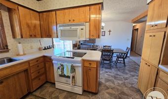 602 S 6th St W, Baker, MT 59313