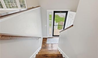 52 Mockingbird Dr, Exeter, RI 02822