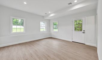 20 Depalma Ln, Danbury, CT 06811