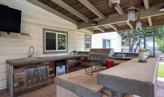2430 GEYER Ln, Alpine, CA 91901