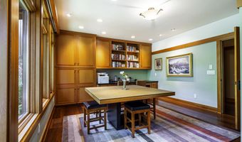 99 Granite St, Ashland, OR 97520