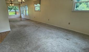 5203 Black Oak Rd, Alton, IL 62002