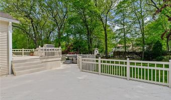 23 Watercress Ct, Coventry, RI 02816