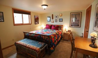 15 Helen Ln, Banner, WY 82832