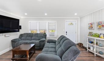 121 RIPLEY Ave, Adairsville, GA 30103