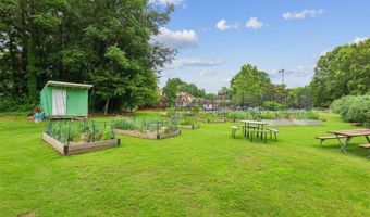 101 Swanton Hl, Decatur, GA 30030