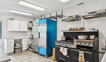42280 N Center St, Antioch, IL 60002