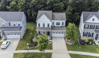6217 S Trailwoods Dr, Ann Arbor, MI 48103