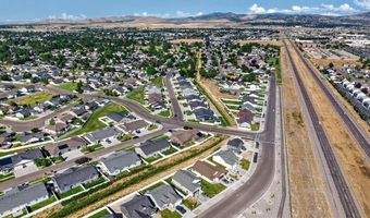 1027 Pinewood Ave, Chubbuck, ID 83202